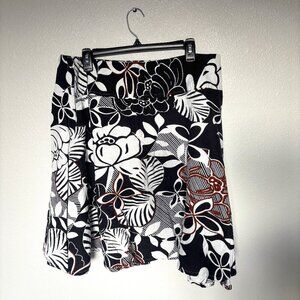 XL Metrowear black, white, and brown floral skirt